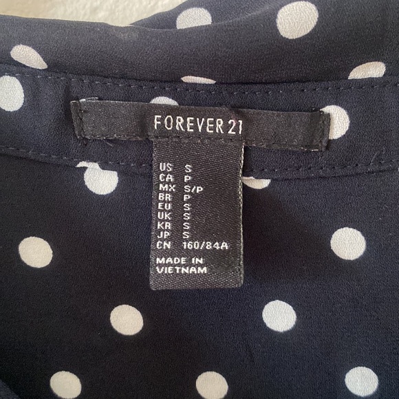 Blouse - Picture 2 of 3